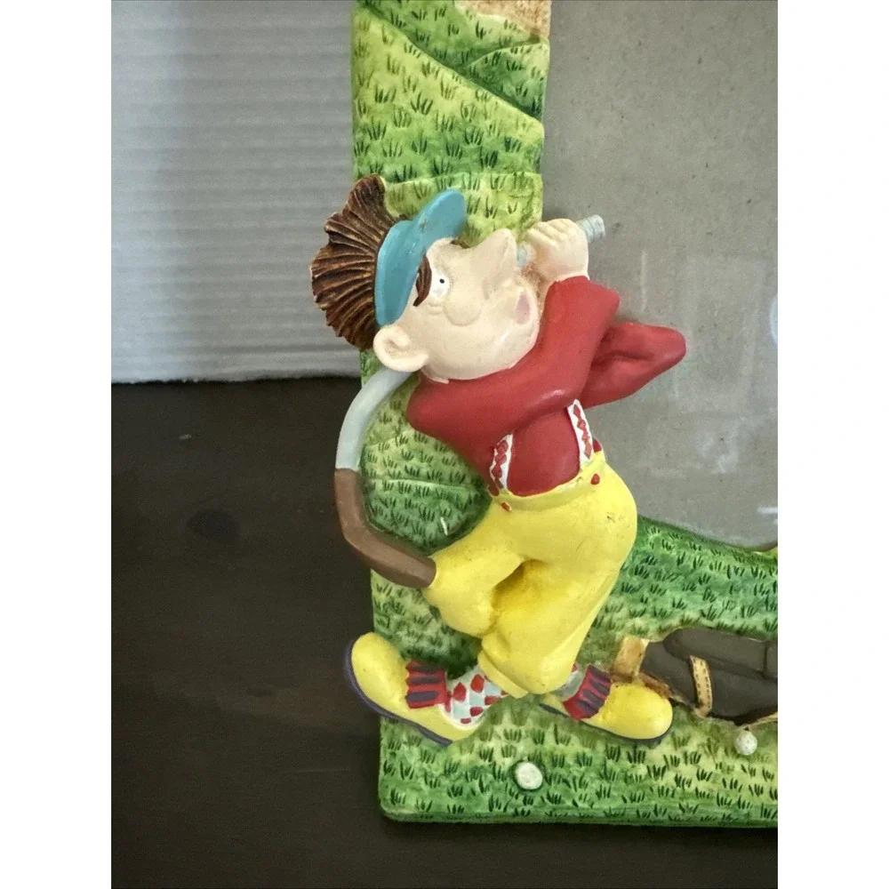 RUSS PHOTO PICTURE FRAME GOLF 3D HANDPAINTED 3.5
